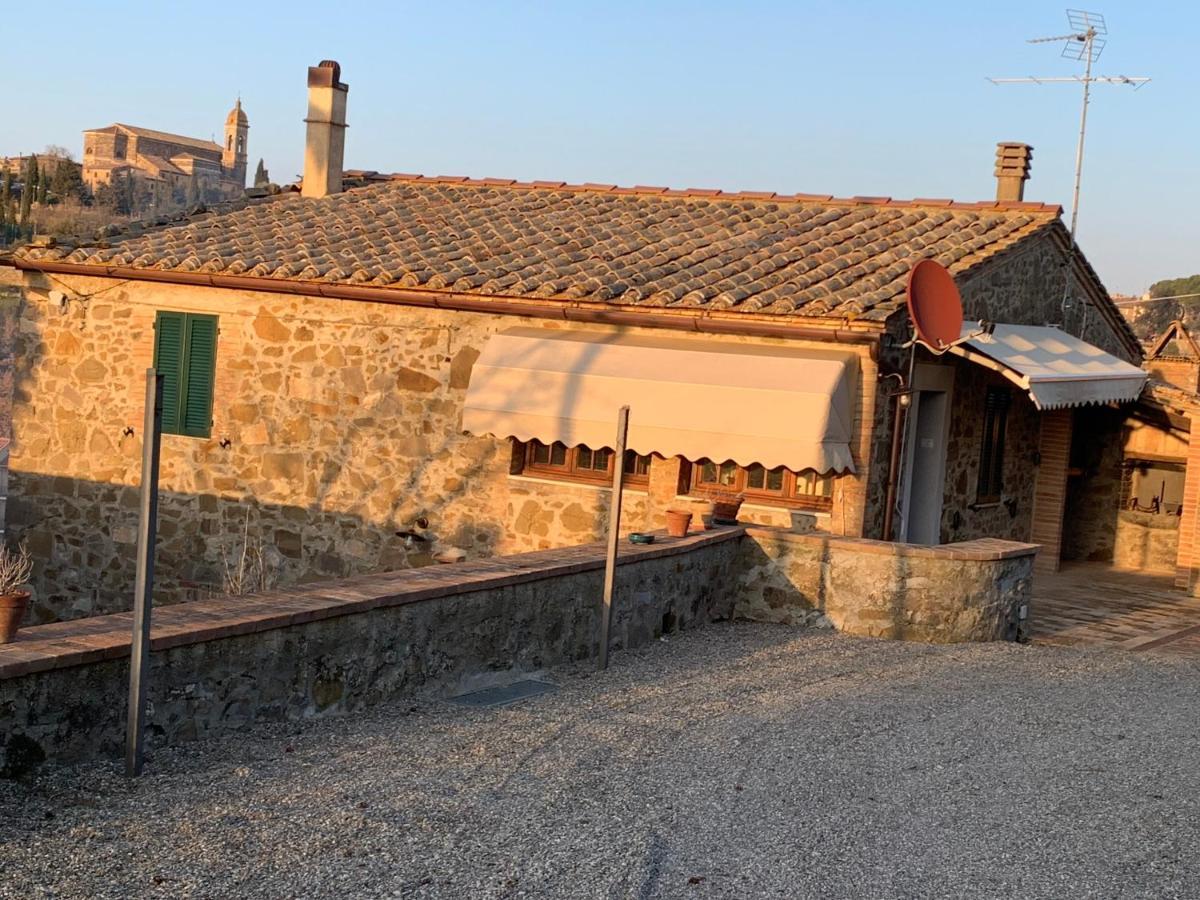 Casa Vacanze Elisabetta มอนตาลชิโน ภายนอก รูปภาพ