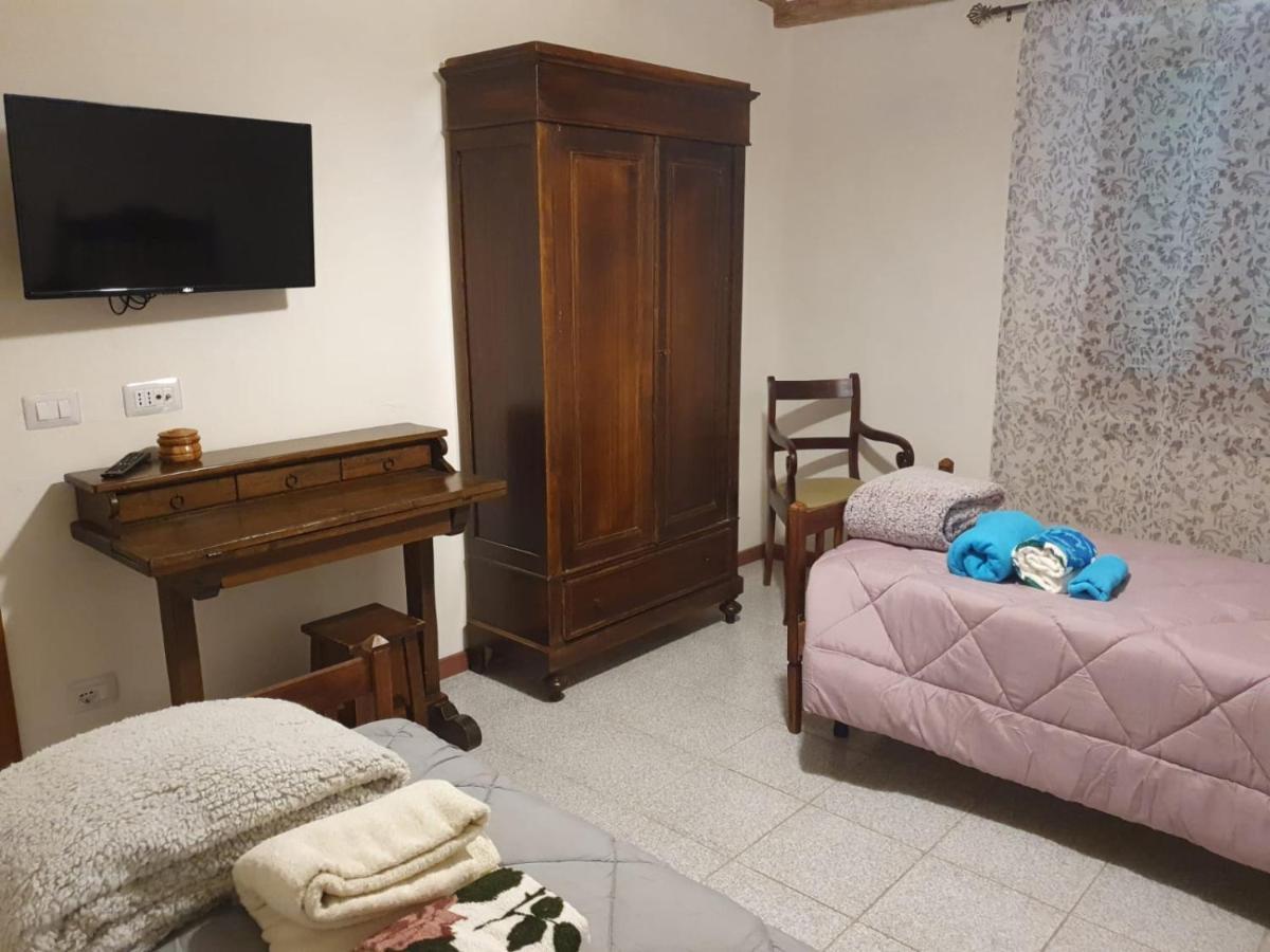 Casa Vacanze Elisabetta มอนตาลชิโน ภายนอก รูปภาพ